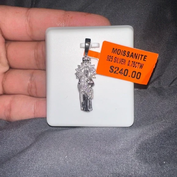 Moissanite 925 Silver San Juhdas Pendant